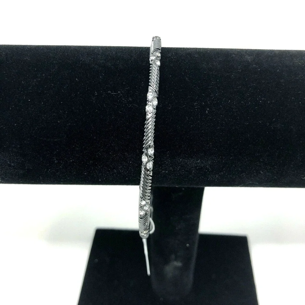 Lia Sophia Bracelet Black Silver Tone Thin Bangle‎ Size Medium
